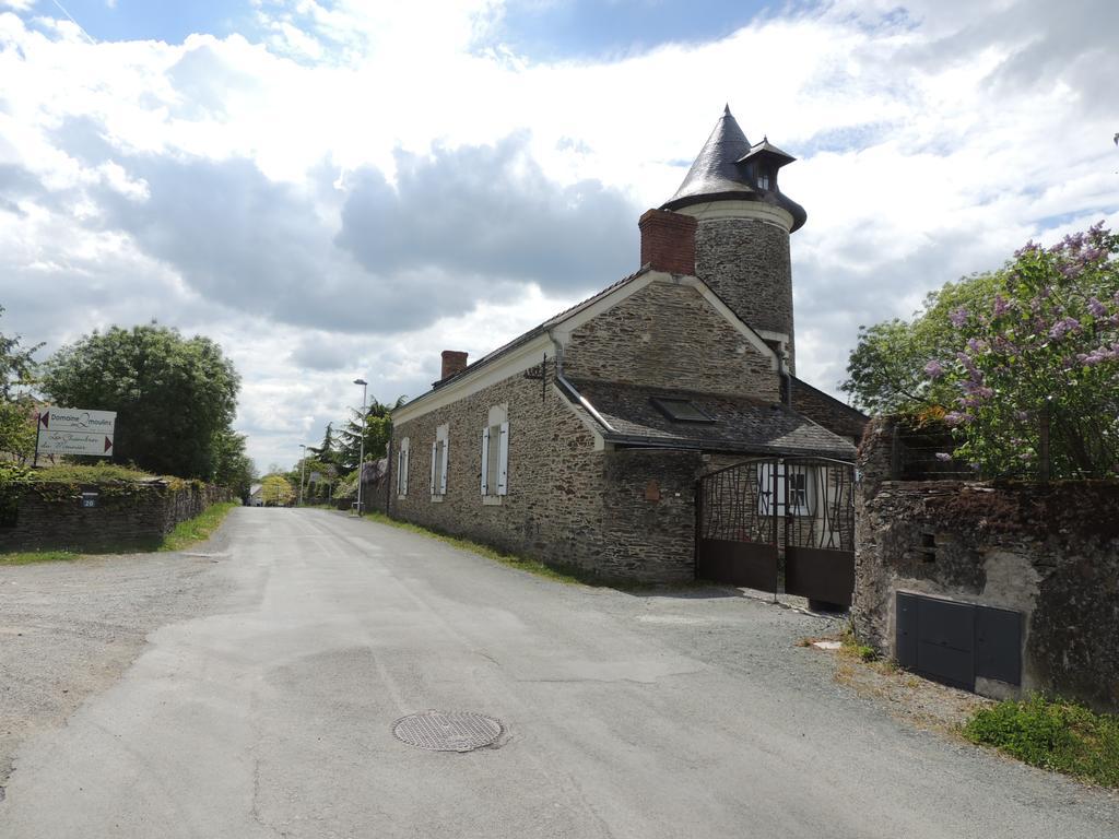 Les Chambres Du Meunier Juigne-sur-Loire Eksteriør billede